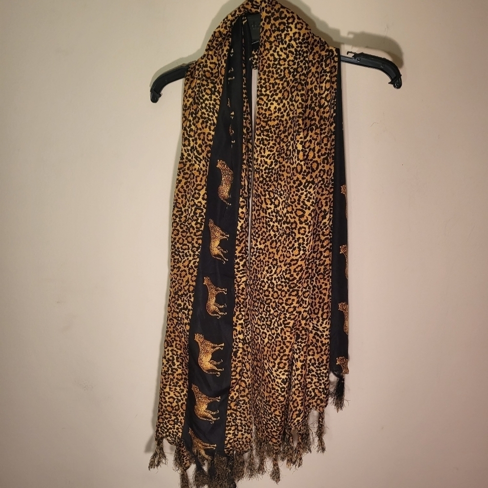 Creations Black and Orange Cheetah Fringed Scarf/Throw/Tapestry - Picture 4 of 7